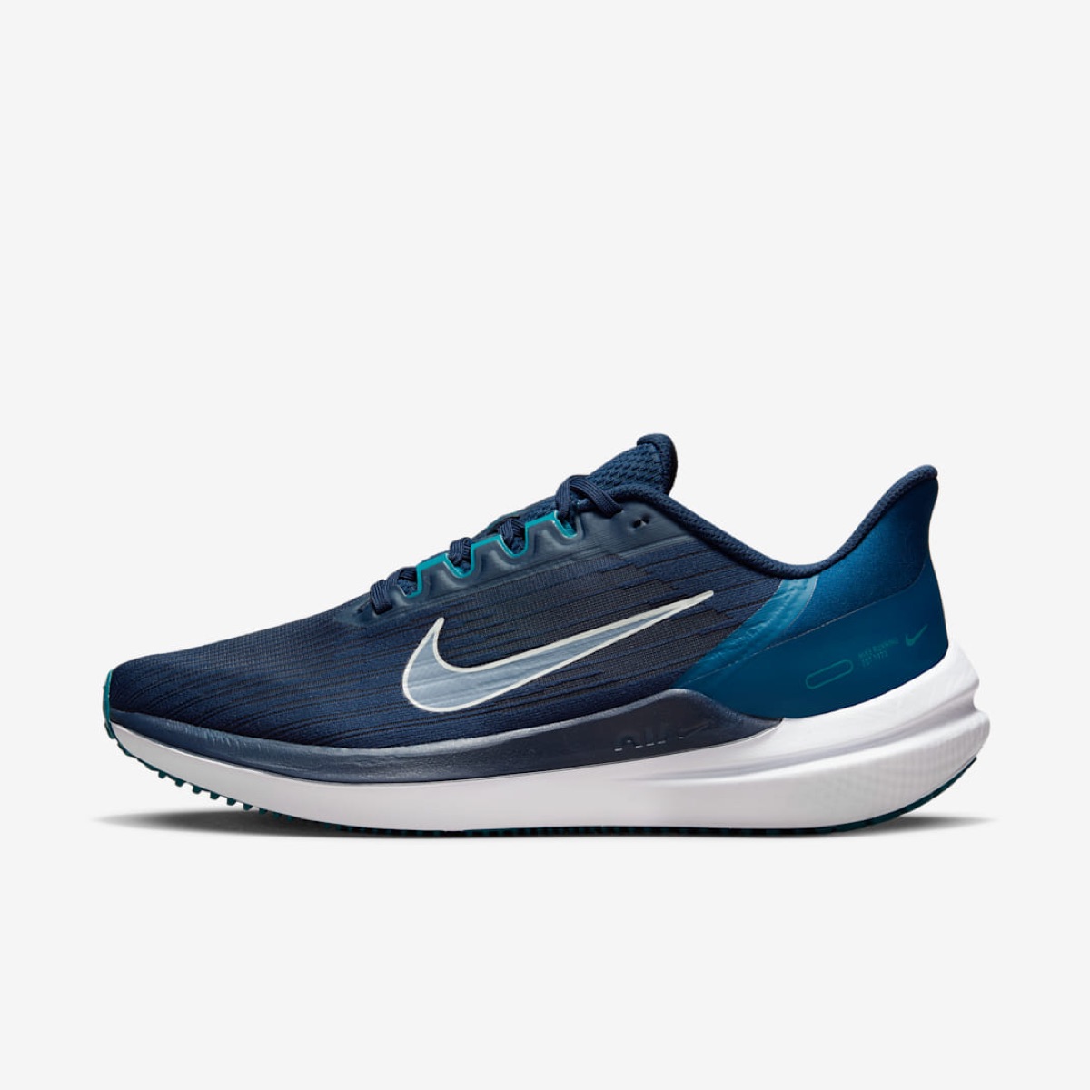 Nike Winflo 9 in Obsidian / Valerian Blue / Bright Spruce / Barely Green